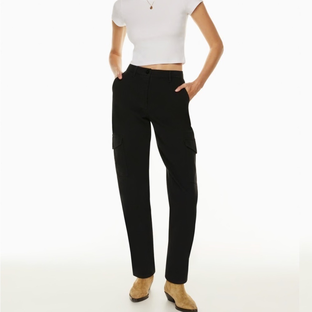 ARITZIA WILFRED • Women’s Modern Cargo Pants High Waisted Twill Black Size 4